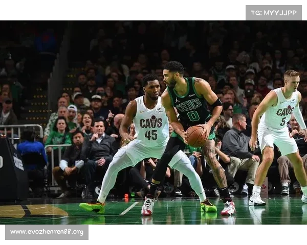 NBA总决赛赛季最佳表现刷新多项纪录 力压群雄书写历史新篇章 NBA总决赛赛季最佳表现刷新多项纪录 力压群雄书写历史新篇章