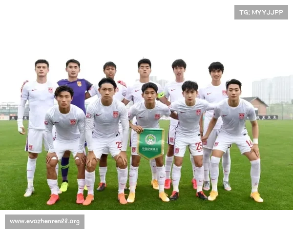 国安队绝杀胜利数据解析:关键时刻的攻防表现与关键球员贡献分析 国安队绝杀胜利数据解析:关键时刻的攻防表现与关键球员贡献分析