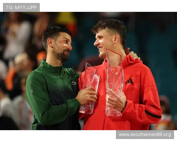 门希克自曝与梅西握手后未洗手便上阵称或成比赛意外制胜关键因素